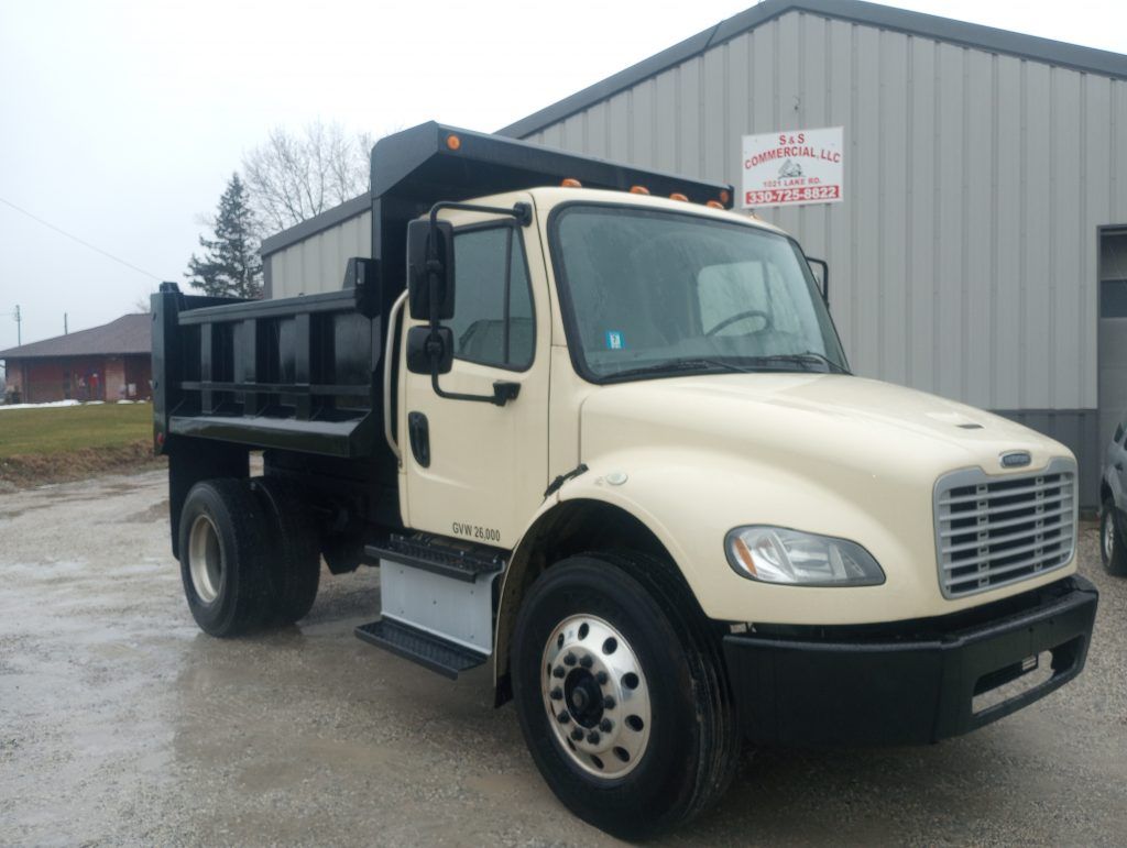 2016 FREIGHTLINER M2 106 SINGLE AXLE NONCDL DUMP TRUCK S&S